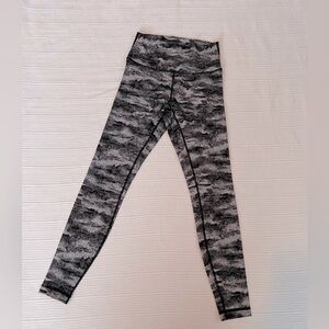 Lululemon Wunder Under Leggings 27” inseam